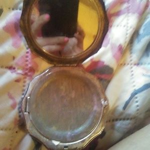 Compact Mirror